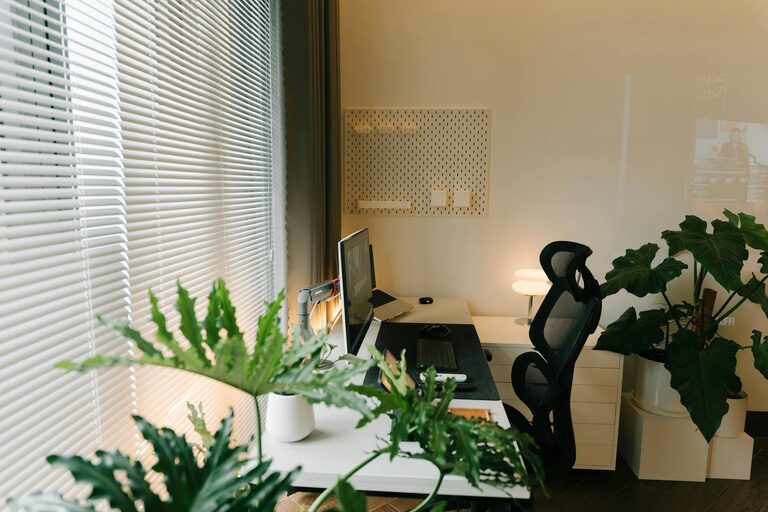 Tips for Creating a Relaxing Home Workspace to Boost Productivity