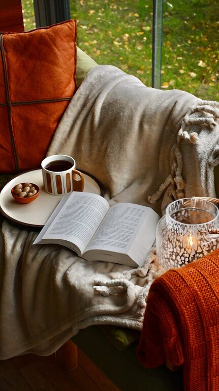 Tips for Creating a Cozy and Inviting Reading Nook at Home